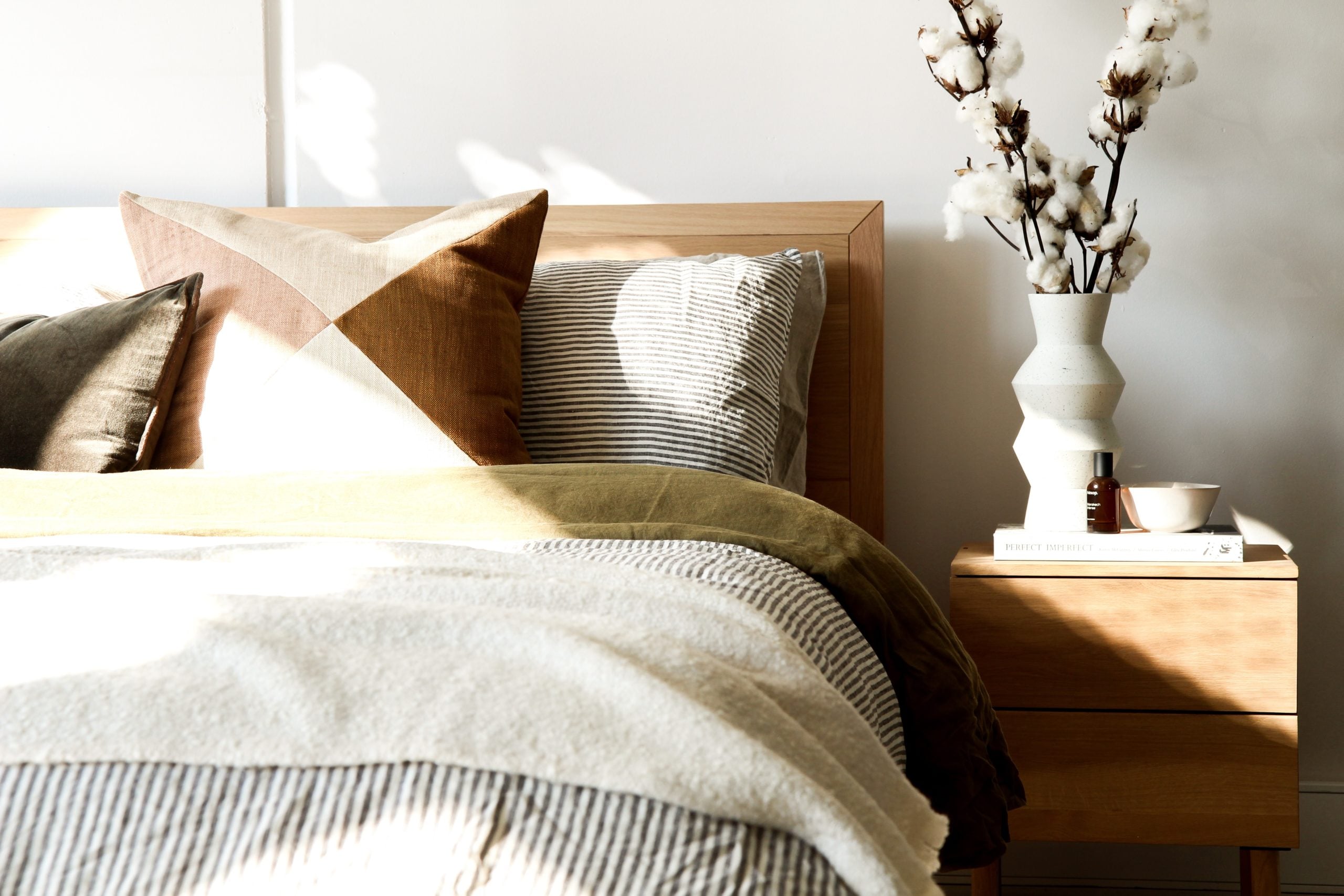 How Does a Home Hospital Bed Help with Physical Therapy?