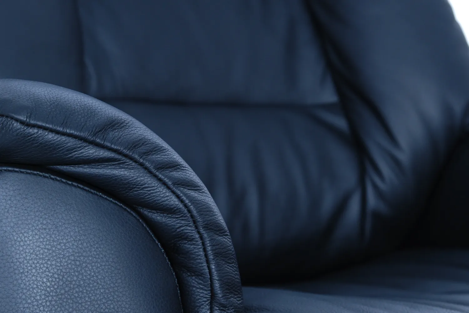 What Is the Best Zero Gravity Recliner? 
